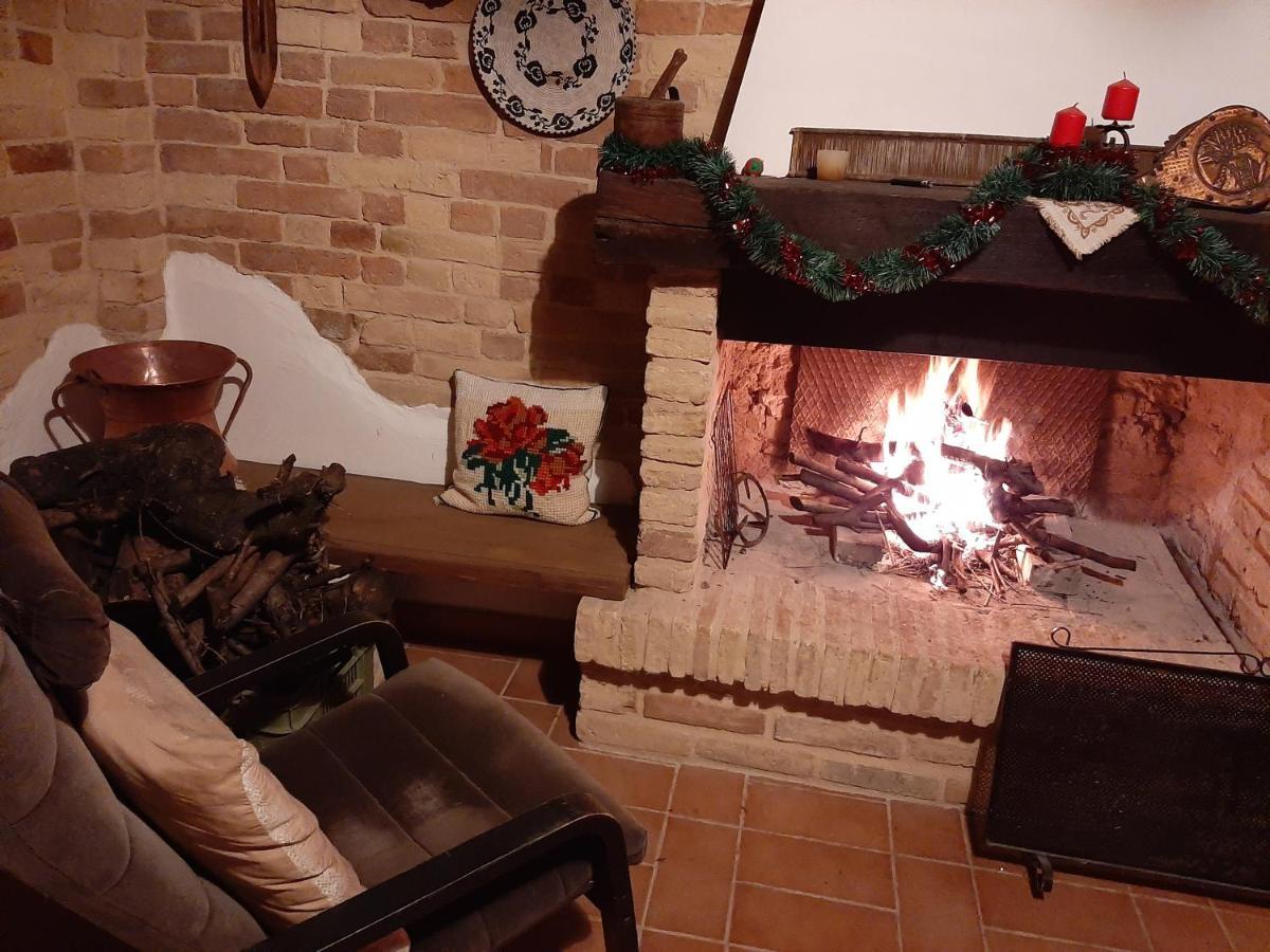 B&B La Casa In Campagna Collecorvino Exterior photo