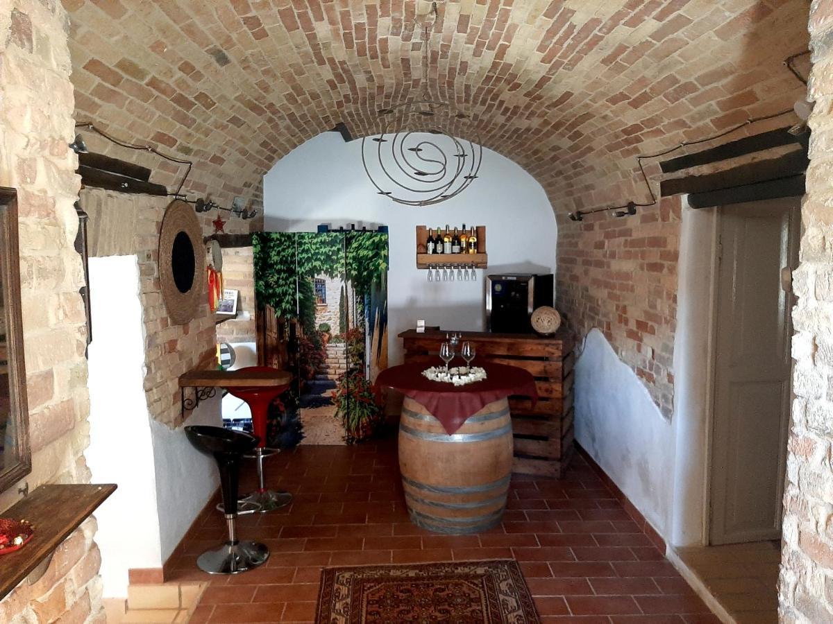 B&B La Casa In Campagna Collecorvino Exterior photo